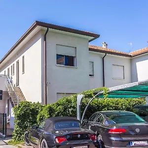 villa-bianca-lido-di-jesolo.hotelslidodijesolo.com/